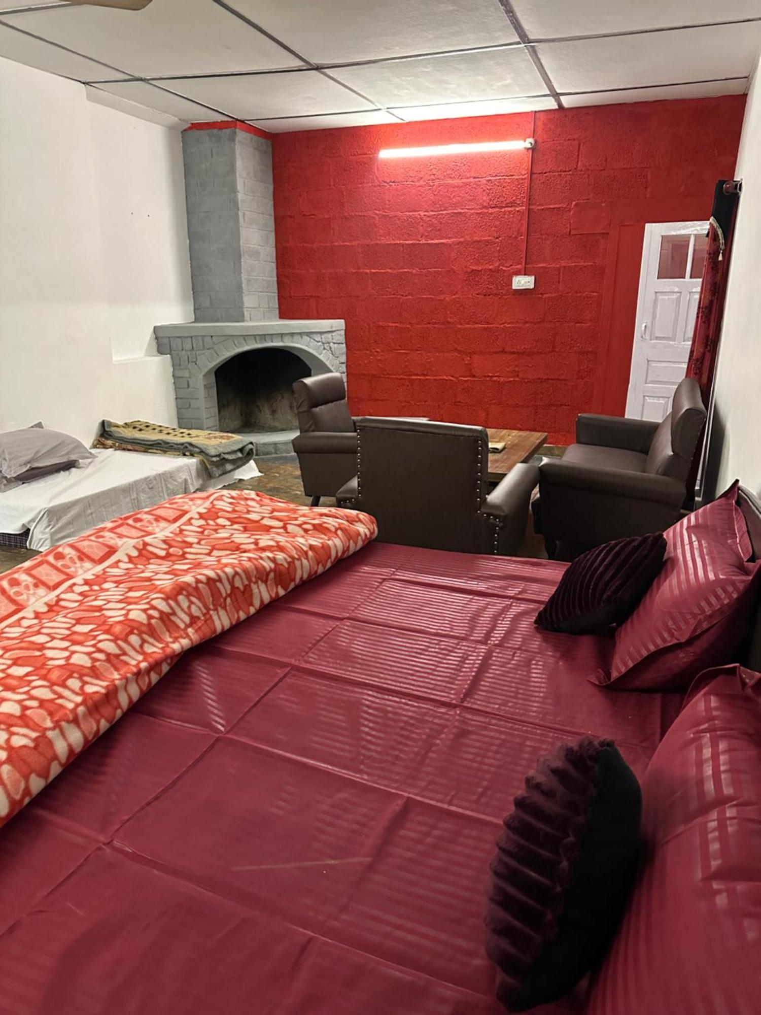 Dreamwoods A Travellers Farm Hostel Dharamshala Ngoại thất bức ảnh
