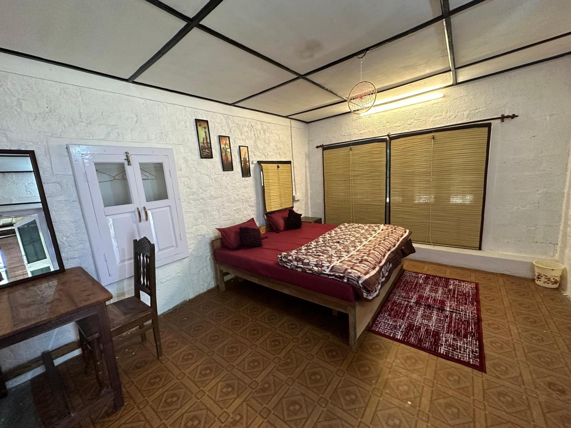 Dreamwoods A Travellers Farm Hostel Dharamshala Ngoại thất bức ảnh