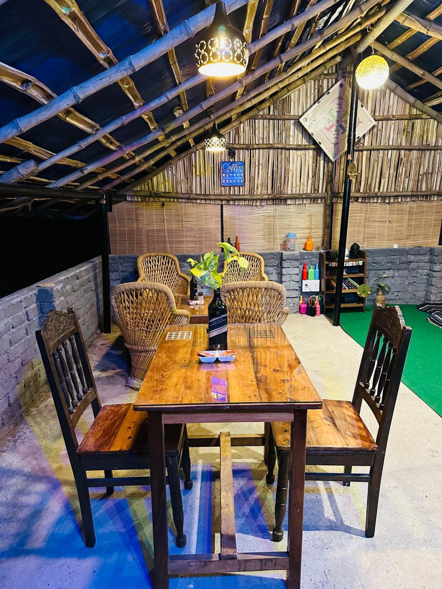 Dreamwoods A Travellers Farm Hostel Dharamshala Ngoại thất bức ảnh